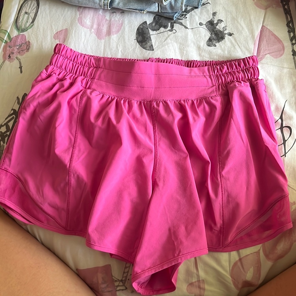 Lululemon pink hotty hot shorts
